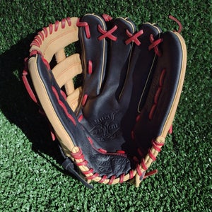 Rawlings RH Outfield Pro Lite Series Baseball Glove 12" (Used)