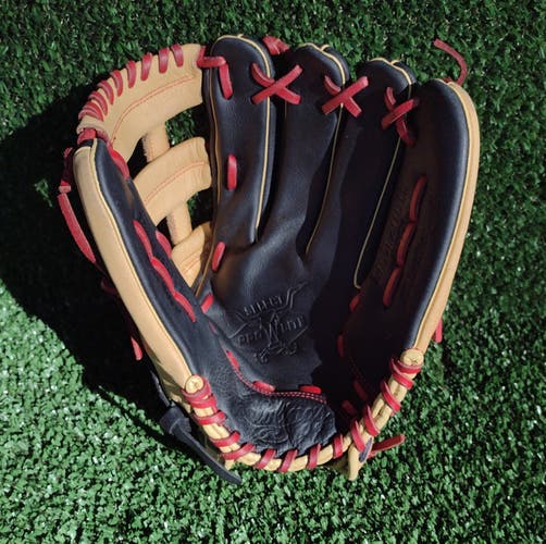 Rawlings RH Outfield Pro Lite Series Baseball Glove 12" (Used)