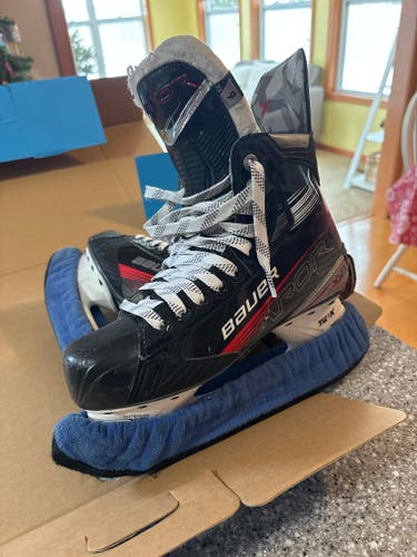 Bauer LTX Pro+ Hockey Skates Extra Wide Width 6 (Used)