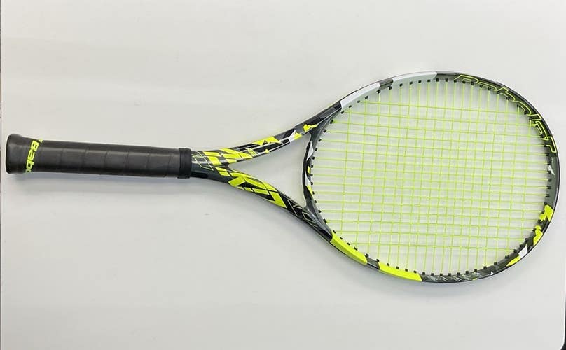 Babolat Pure Aero Grip Size 3 Used Once