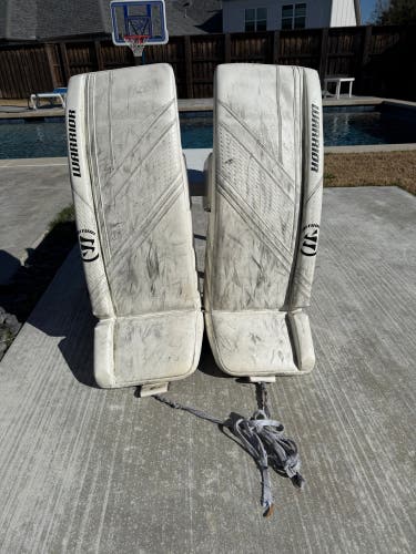 31" Warrior Ritual R/G6 Goalie Leg Pads (Used)