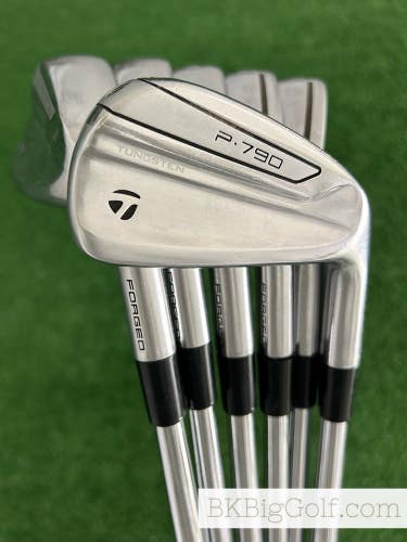 Taylormade P790 Forged Iron Set 5-P / Dynamic Gold 105 Stiff