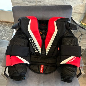 Small CCM EFlex 6 Goalie Chest Protector (Used)