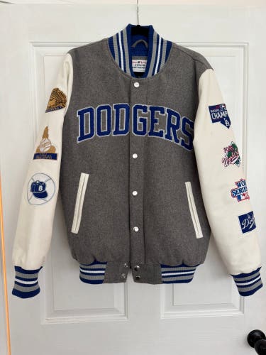 RARE Dodgers World Series Jacket —Like NEW!