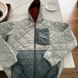 Men's Medium Patagonia Jacket (New)