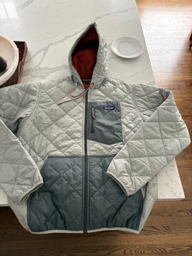 Men's Medium Patagonia Jacket (New)
