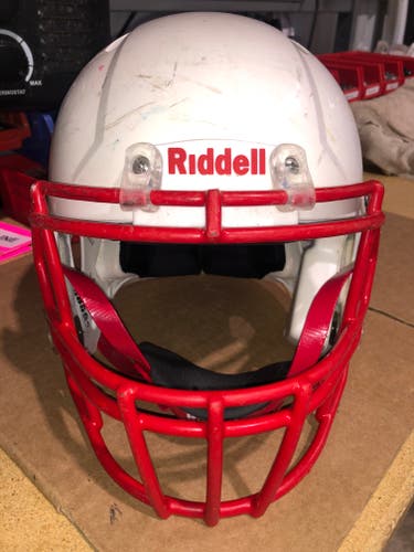 USED RIDDELL SPEED ADULT HELMET - MEDIUM - WHITE - REJECT