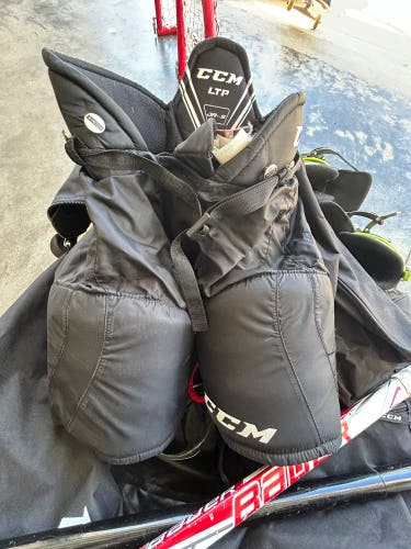 Junior Small CCM Hockey Pants (Used)