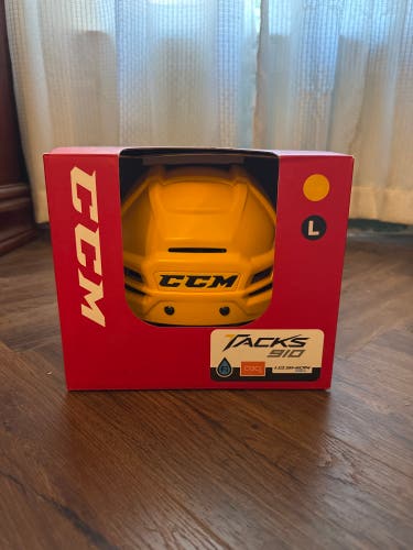Large CCM Tacks 910 Helmet (New)