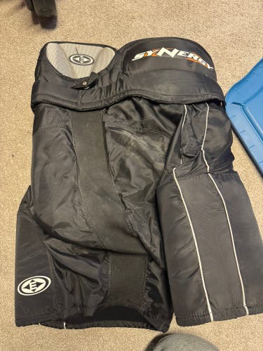 Men's Senior Medium Easton Synergy 300 Hockey Pants (Used)