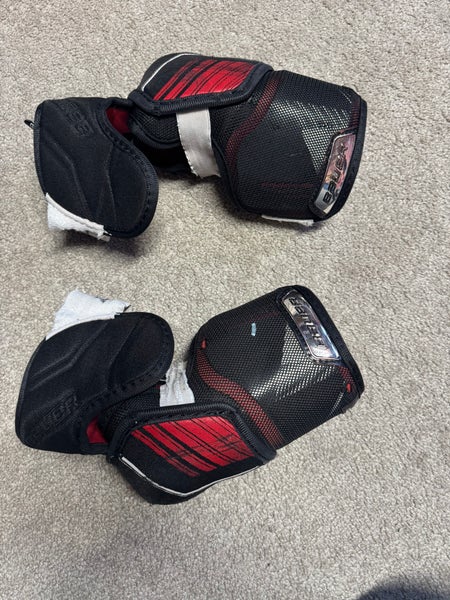 Senior Small Bauer NSX Elbow Pads (Used)