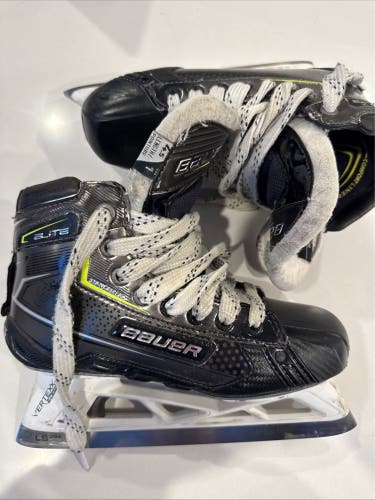 2021 Bauer Elite Hockey Goalie Skates Size 4.5 (Used)