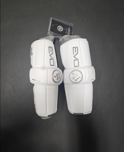 New Adult Medium Warrior Evo Arm Guard - white