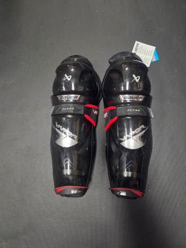 Brand New Intermediate Bauer Vapor Fly40 13" Shin Pads