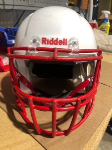 USED RIDDELL SPEED ADULT HELMET - SMALL - WHITE - REJECT