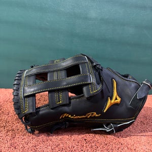 Mizuno Pro Limited Edition GMP300JBK 1st Base Mitt