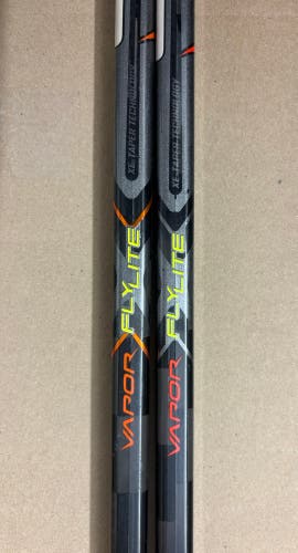 Bauer Vapor FlyLite Right Handed Hockey Sticks - P92M - 77 Flex - Senior (lightly used)