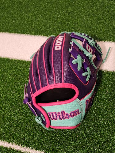 2025 Wilson RH Infield A2000 Baseball Glove 11.5" (New)