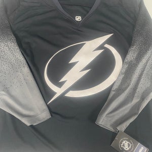Tampa Bay Lightning Womens XXXL Jersey