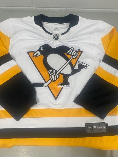 Pittsburgh Penguins mens large Jersey (New)