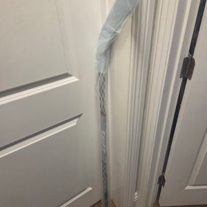 Shift Youth Right Handed Hockey Stick P92 30 Flex (New)