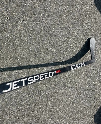 Intermediate CCM Jetspeed FT690 Hockey Stick LH 55 Flex P29 | 62"