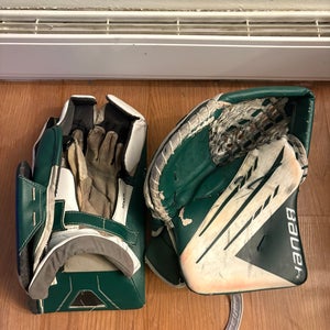 Bauer Hyperlite Full Right Pro Stock (Used)