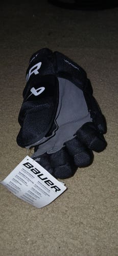 RIGHT HAND ONLY, Bauer S23 Vapor Volt Glove 14" (New)