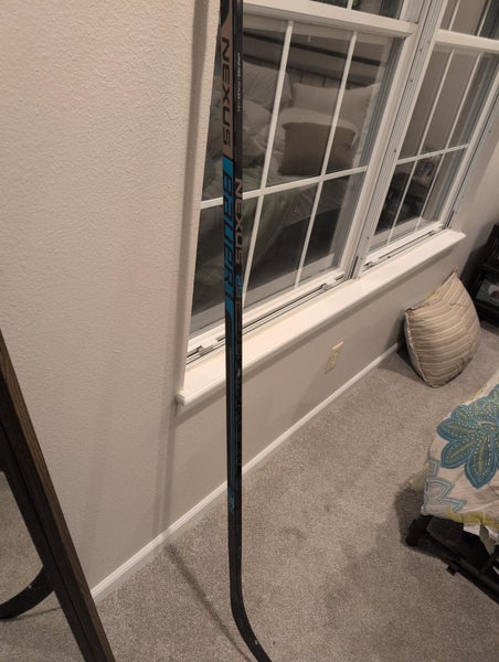 Senior Bauer Nexus 2N Pro Right Handed Hockey Stick P88 77 Flex (Used)