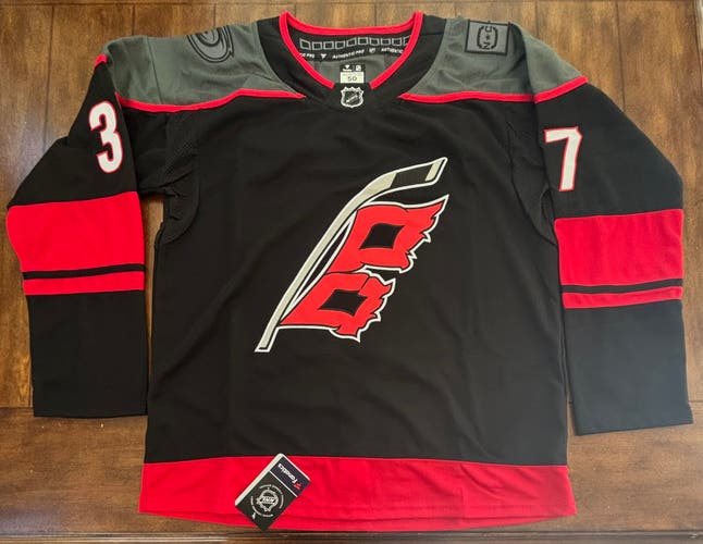 Carolina Hurricanes Andrei Svechnikov Black Jersey #27 Adult Large (52) NWT