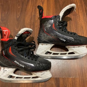 2021 Bauer Vapor 3X Pro Fit 3 Hockey Skates Regular Width Size 5.5 (Used)