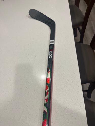 Senior Sher-Wood CODE V Left Hand Hockey Stick P28 79 Flex (Used) Byfield QB55 Pro stock