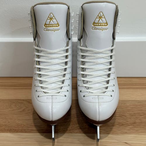 Jackson Ultima Classique JS1990 Women Ladies White Figure Ice Skates Size 5 B