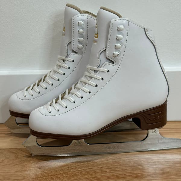 Jackson Ultima Classique js1990ホワイトWomens Ice Skates Jackson