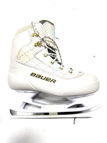 Used Bauer TREMBLANT Girls Softboot Skate White Junior 04 11860-S000302649