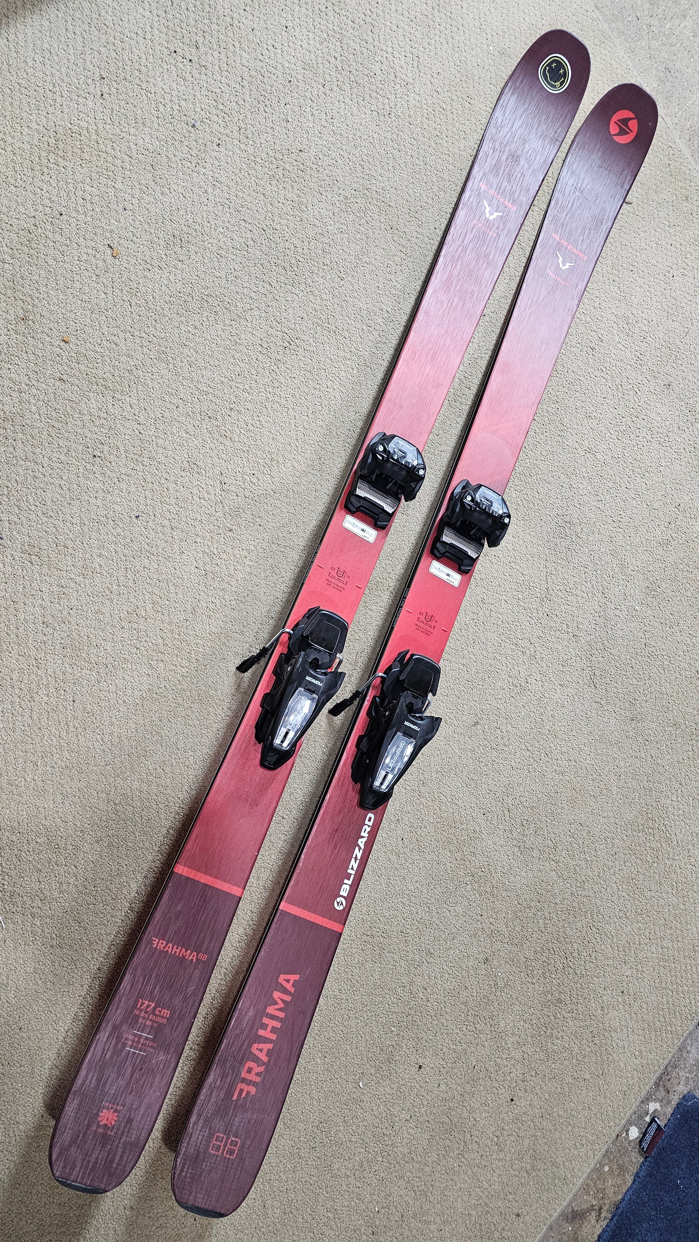 Blizzard Brahma 88, 177 cm All Mountain Skis + Marker Griffon 13