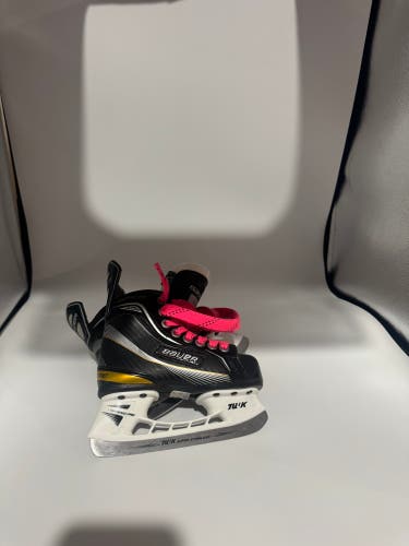 2010 Bauer Supreme One60 Hockey Skates Regular Width 10 (Used)