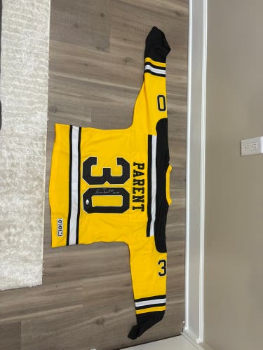 Medium Adult Unisex CCM 7000 Jersey (New)