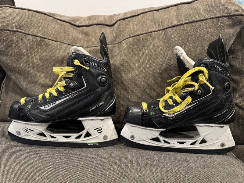 Junior Used CCM RibCor 48K Pump Hockey Skates Regular Width Size 5