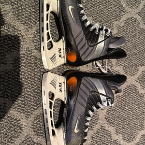 Nike Quest V10 Hockey Skates Regular Width 9 (Used)