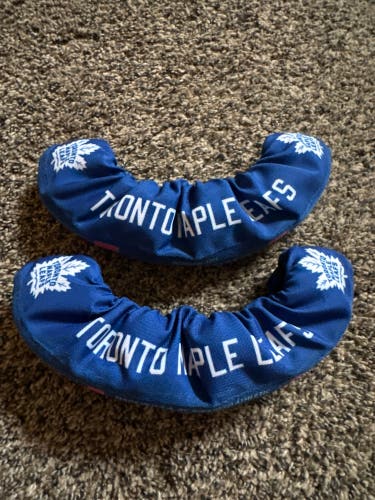 Pro Stock Toronto Maple Leafs Junkyard Athletic Skate Soakers