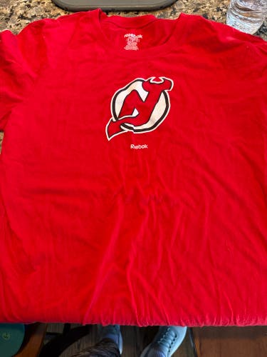 Red XL Women's Reebok Shirt (Used)