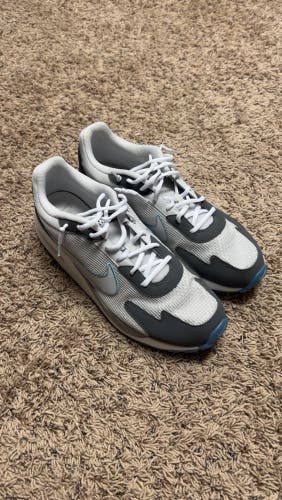 White Men's Size M 14.0 (W 15.0) Adult Nike Shoes (Used)