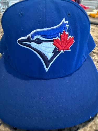 Blue Men's 7 1/4 New Era Hat (Used)