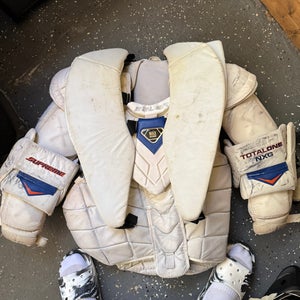 XL Bauer Supreme TotalOne NXG Goalie Chest Protector Pro Stock (Used)