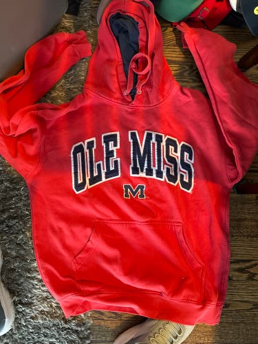 Red Adult Unisex Large Sweatshirt (Used)