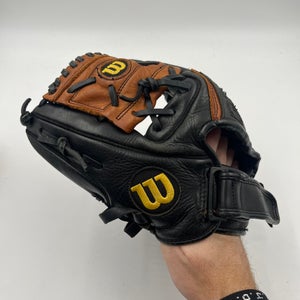 Wilson A700 LH Infield Baseball Glove 11" (Used)