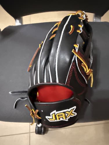 Jax LJ-10 Black Outfield Glove