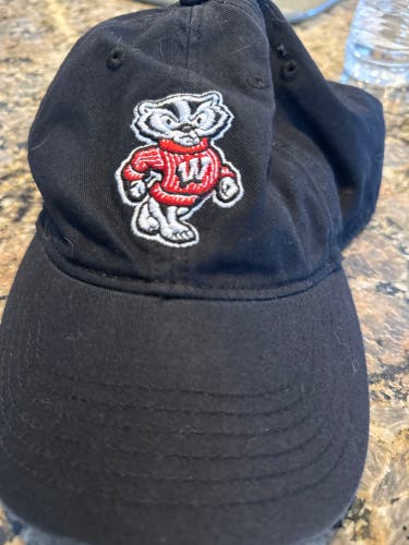 Black Adult Unisex One Size Fits All Hat (Used)