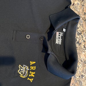 Black Medium Men's Under Armour Shirt (Used)